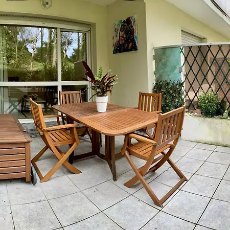 Renove Au Calme Avec Terrasse דירה