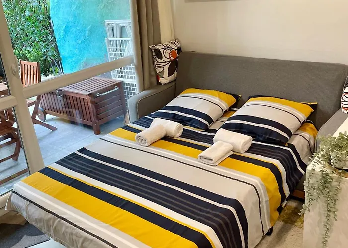 Renove Au Calme Avec Terrasse